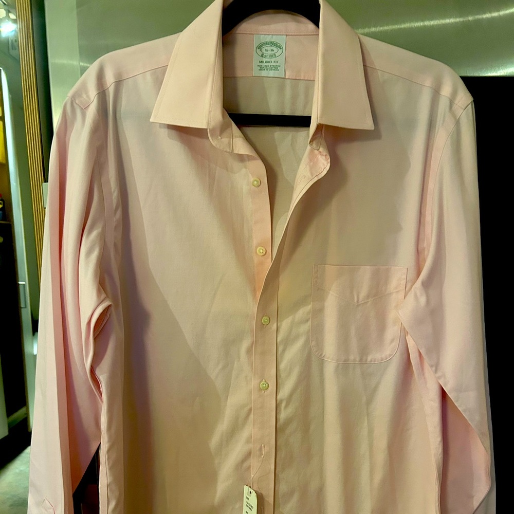 New Brooks Brothers Pink dress shirt